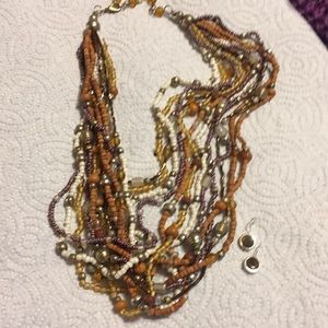 Strings  necklace with earrings